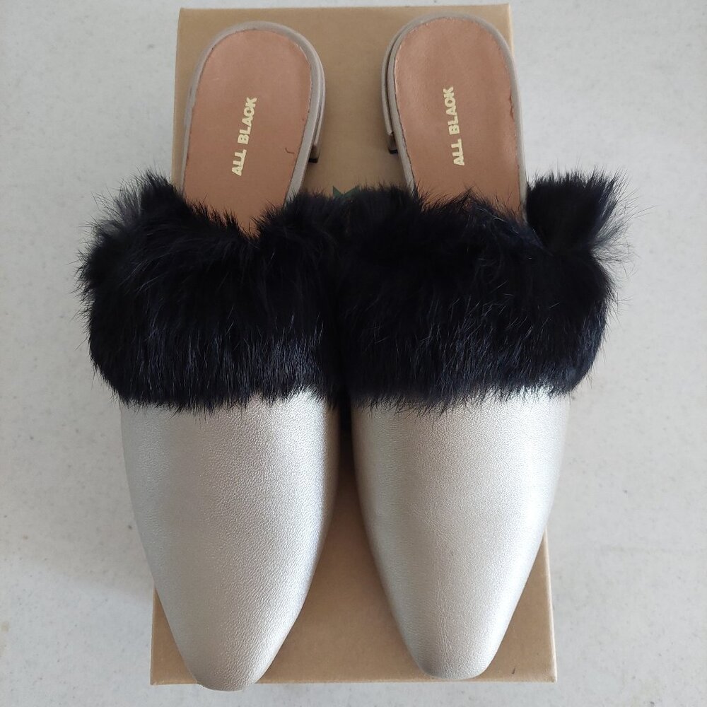 All Black Brand Women Nude Black Fur Suede Mules Size 9M US New